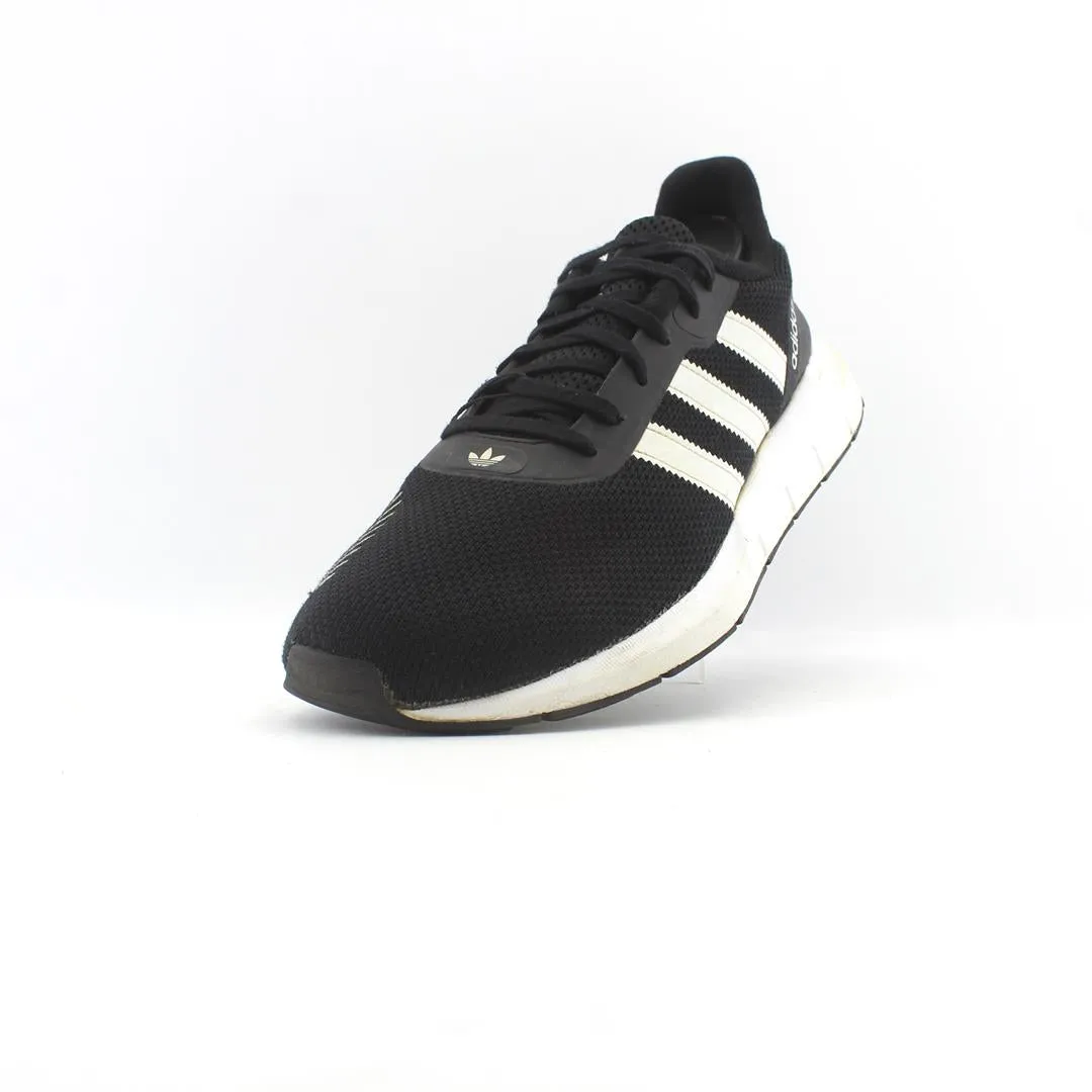 ADIDAS THE BRAND WITH THE 3 STRIPES