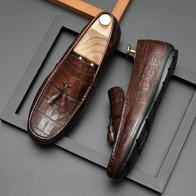 AlliLux Leather Derby Loafers: Stylish Alligator Texture