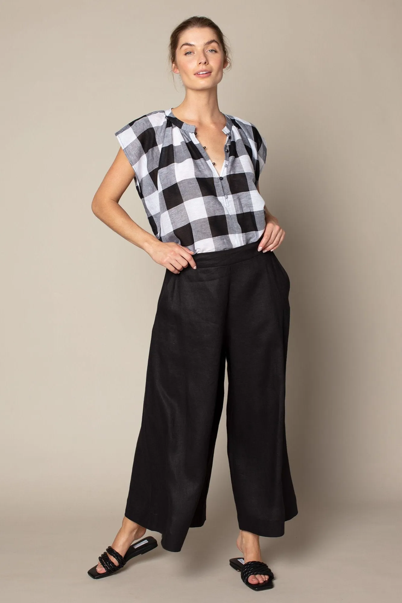 Court Pant in Black