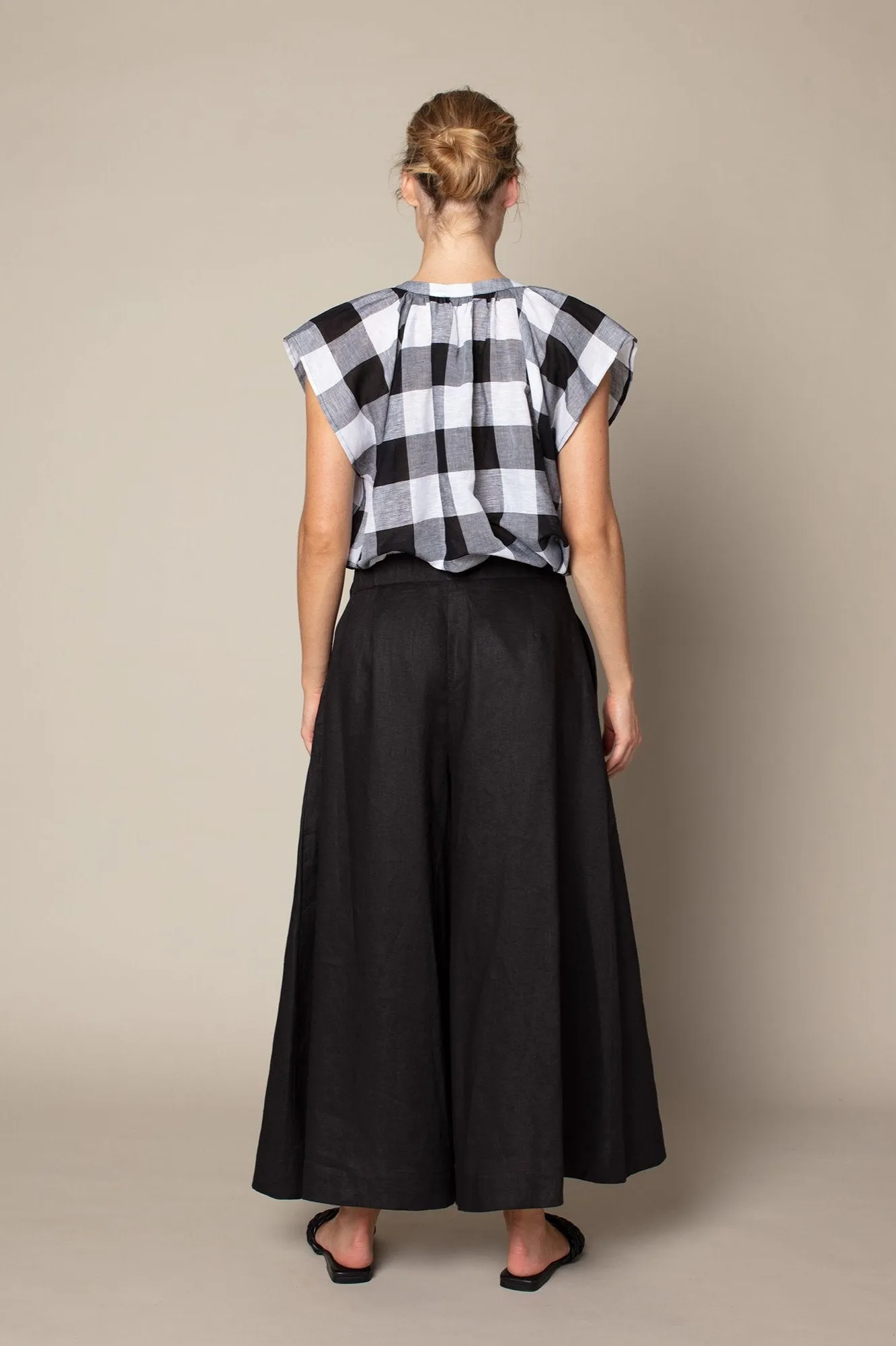 Court Pant in Black