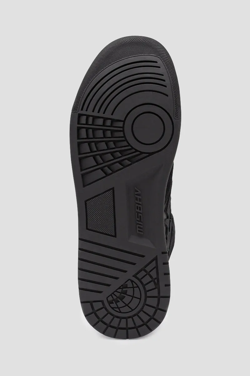 Court Sneaker