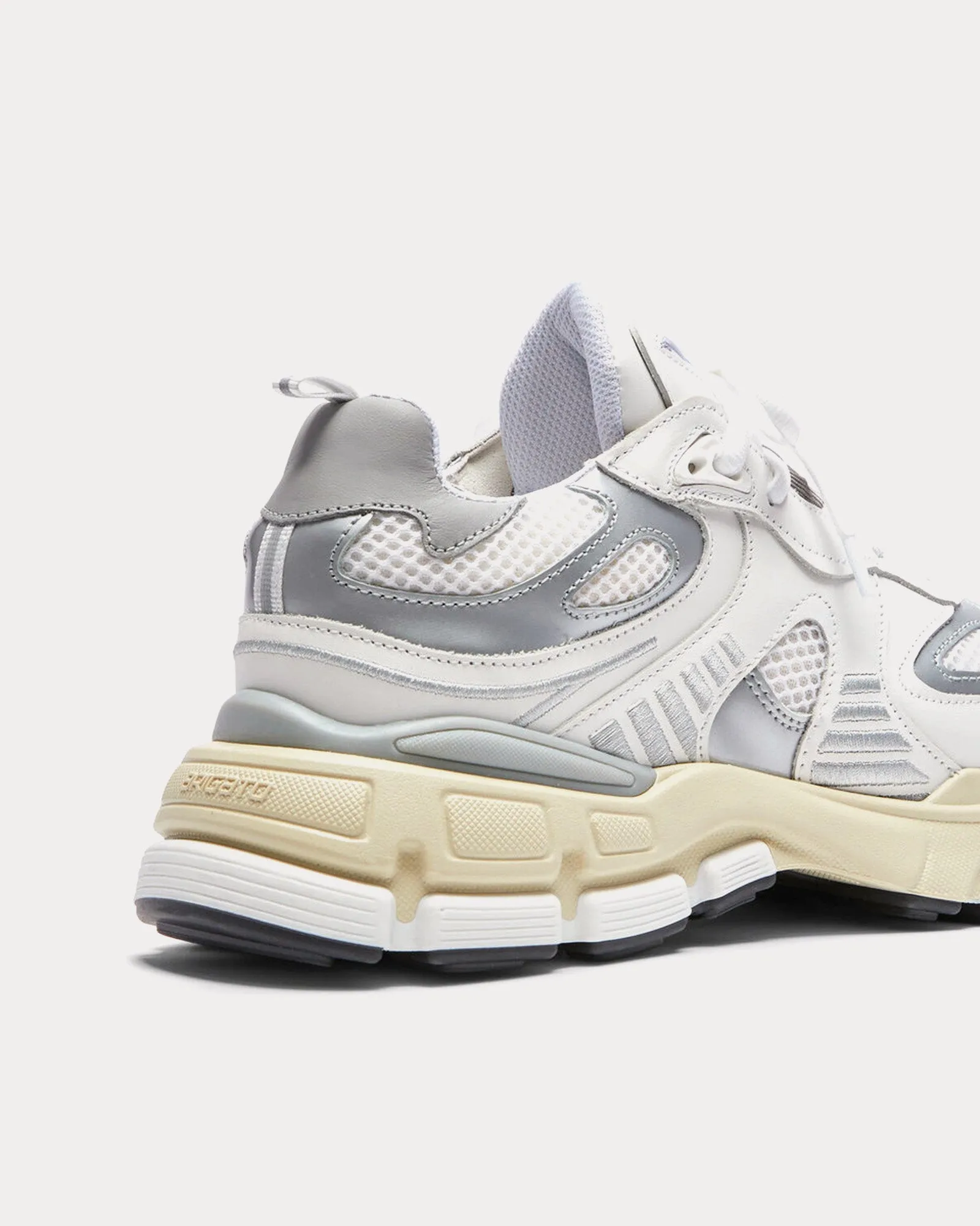 Marathon Sphere Runner White / Silver Low Top Sneakers