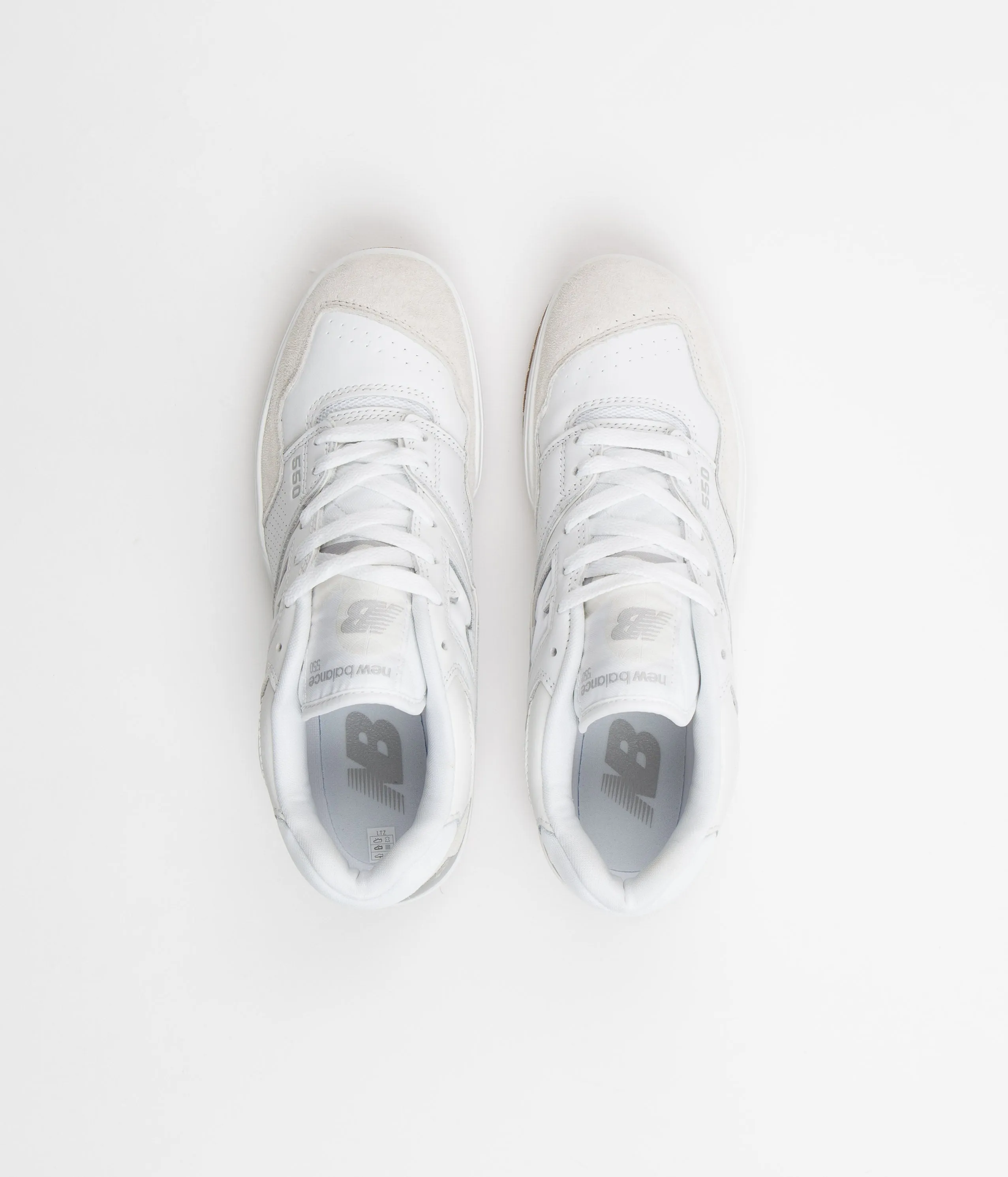New Balance 550 Shoes - White / Gum
