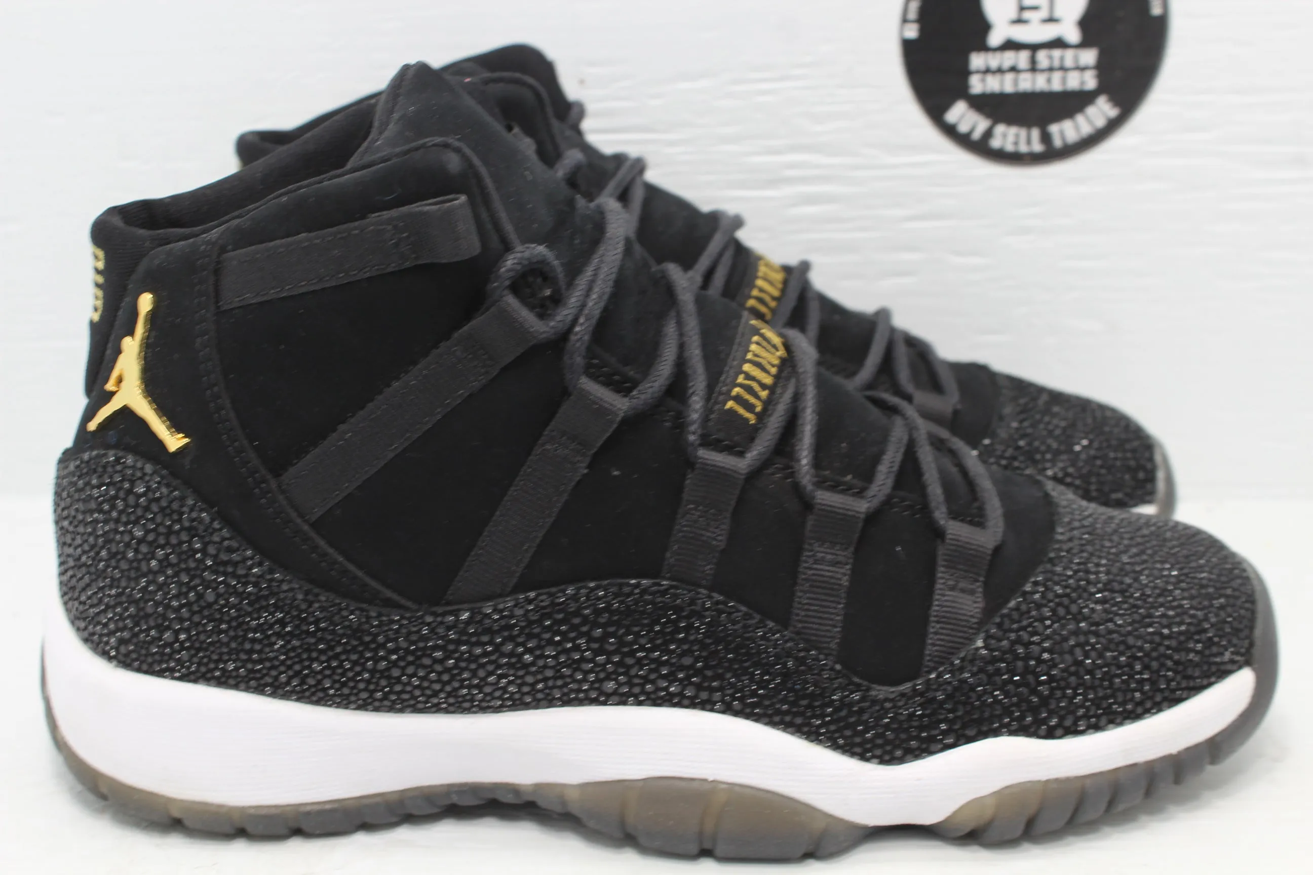 Nike Air Jordan 11 Heiress Black Stingray (GS)