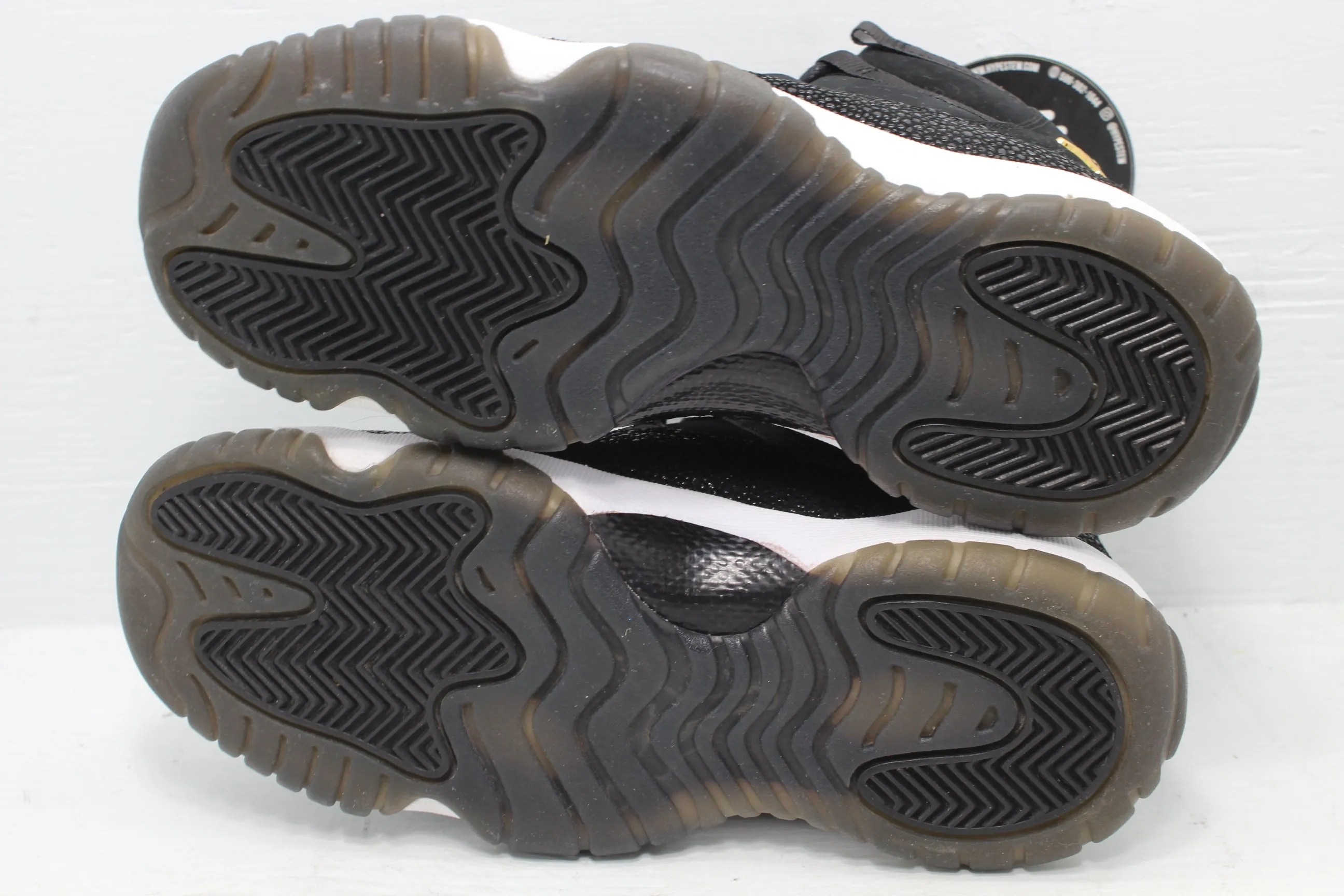 Nike Air Jordan 11 Heiress Black Stingray (GS)