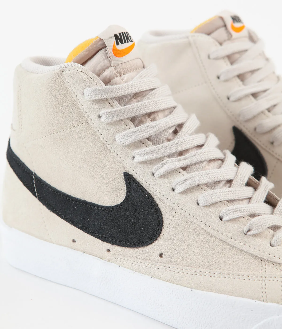 Nike Blazer Mid '77 Suede Shoes - Light Orewood Brown / Black - White