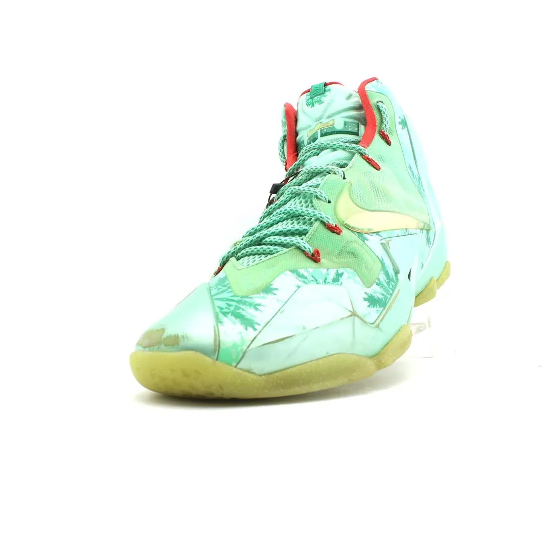 NIKE LEBRON 11 'CHRISTMAS