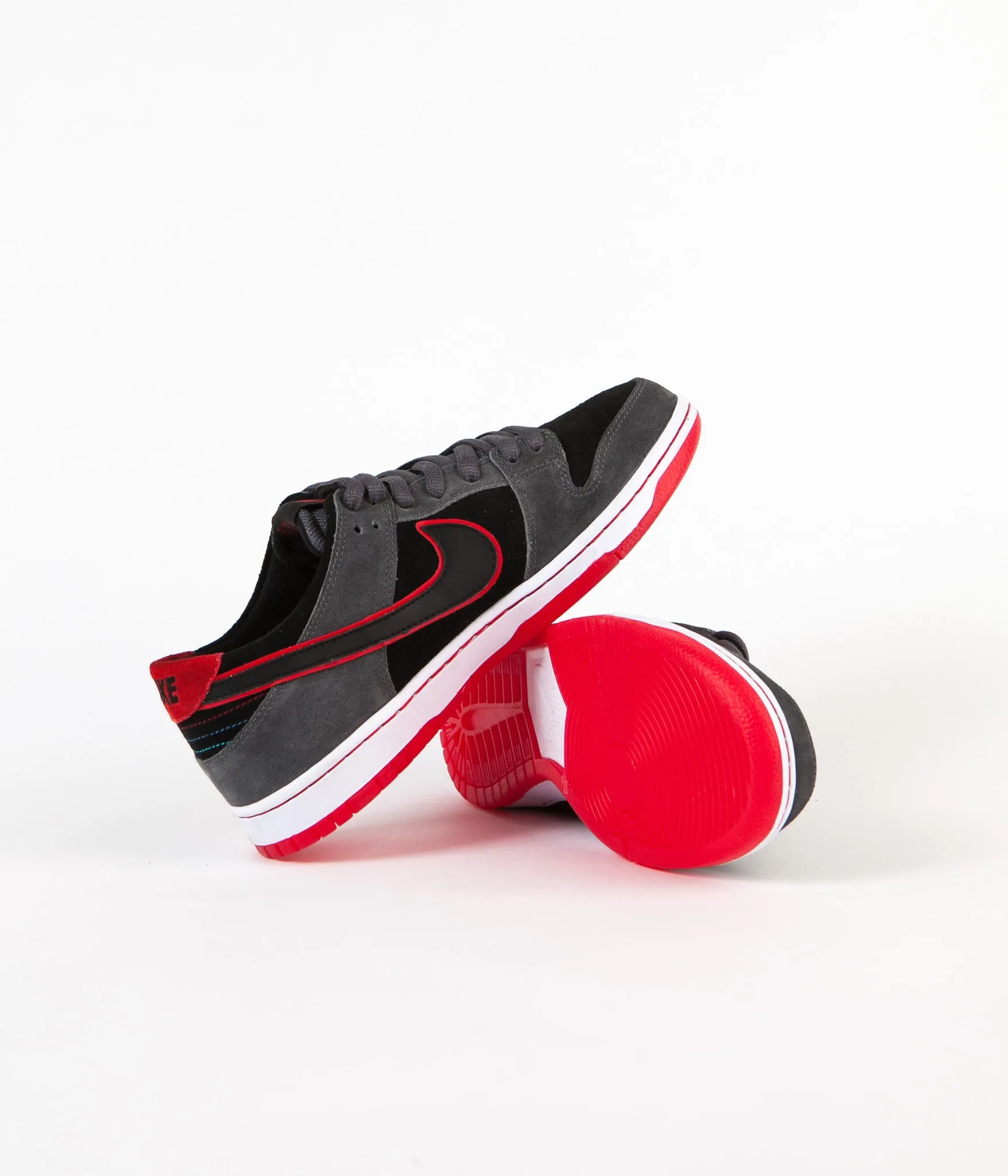 Nike SB Dunk Low Pro Ishod Wair Shoes - Dark Grey / Black - University Red - White