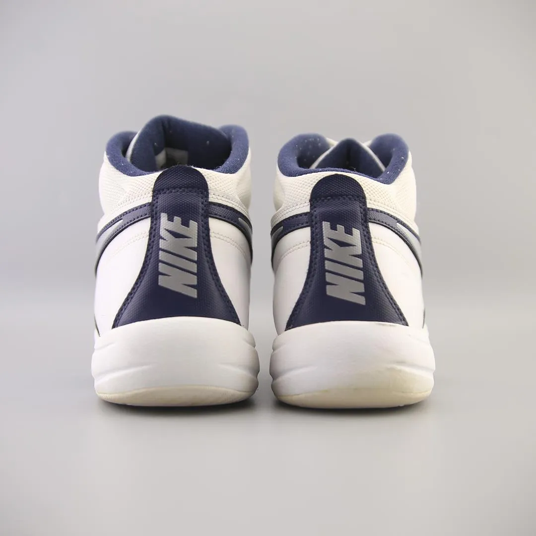 NIKE  THE OVERPLAY VII