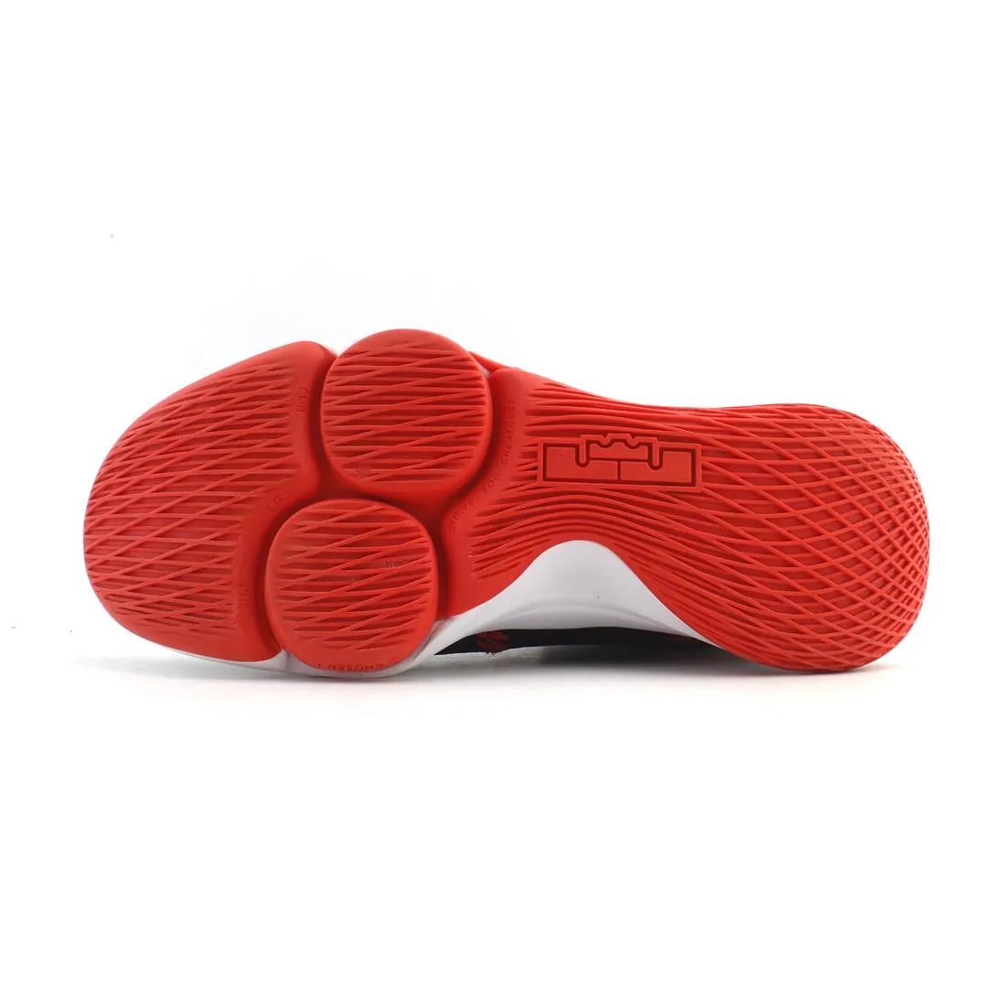NIKE WITNESS.V.5