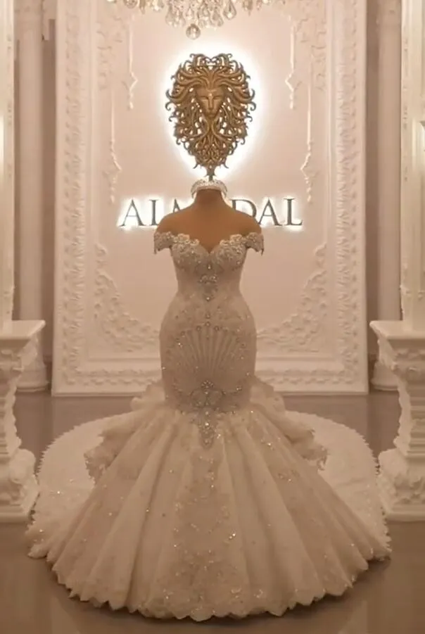 Off-the-Shoulder Floor-Length Backless Mermaid Wedding Dress with Crystal