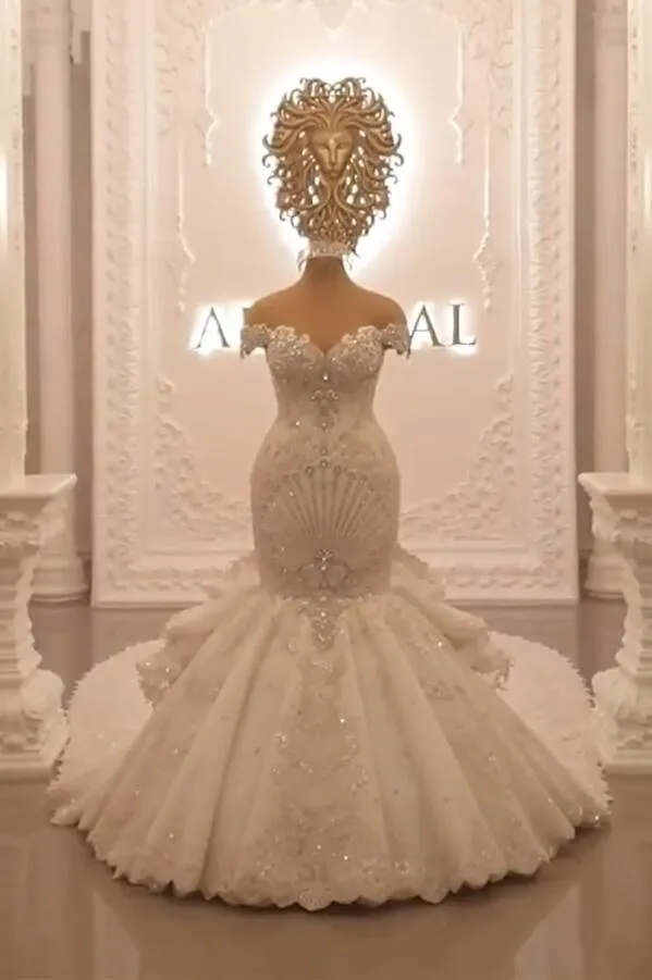 Off-the-Shoulder Floor-Length Backless Mermaid Wedding Dress with Crystal