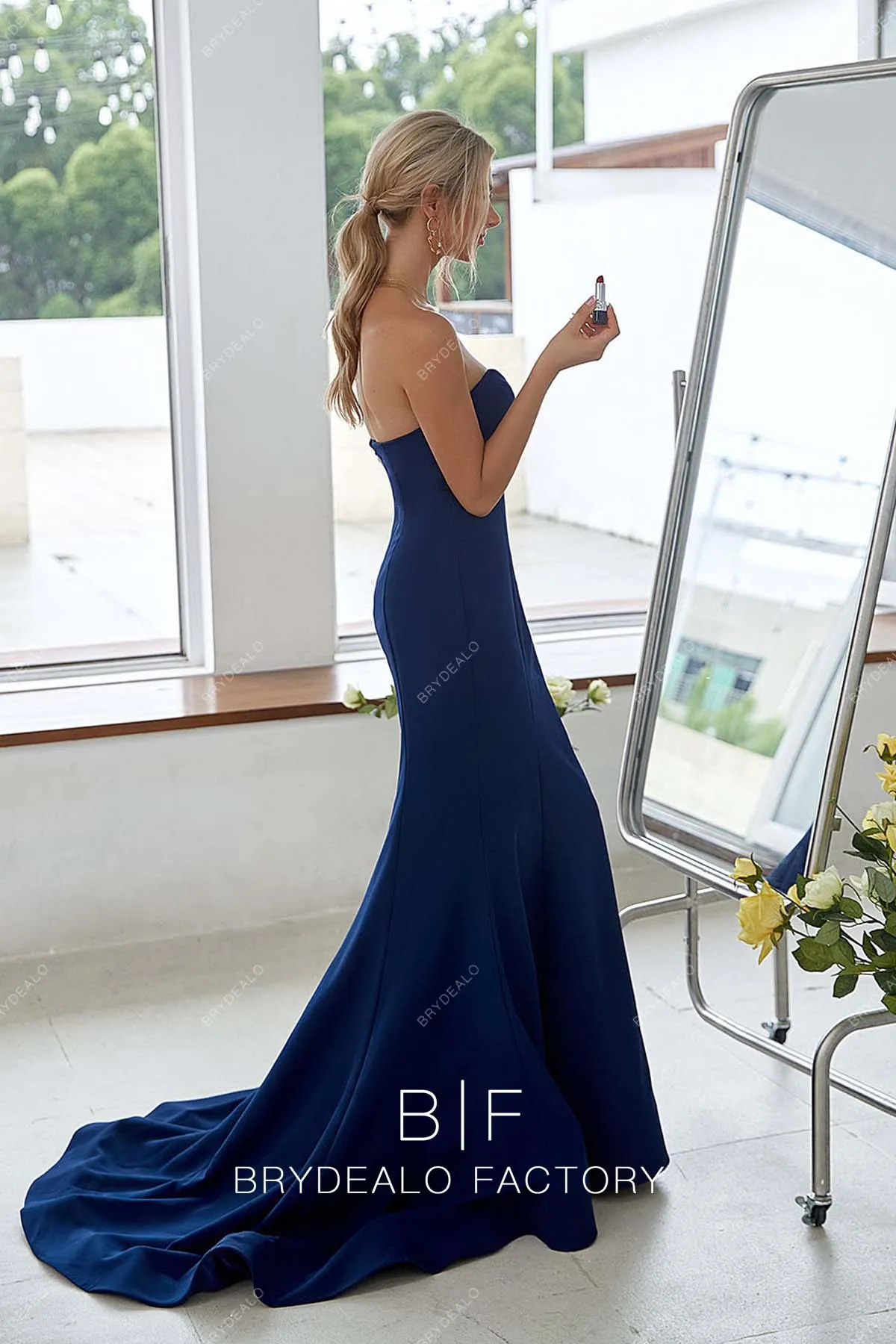 Simple Sweetheart Neck Strapless Navy Blue Mermaid Long Dress