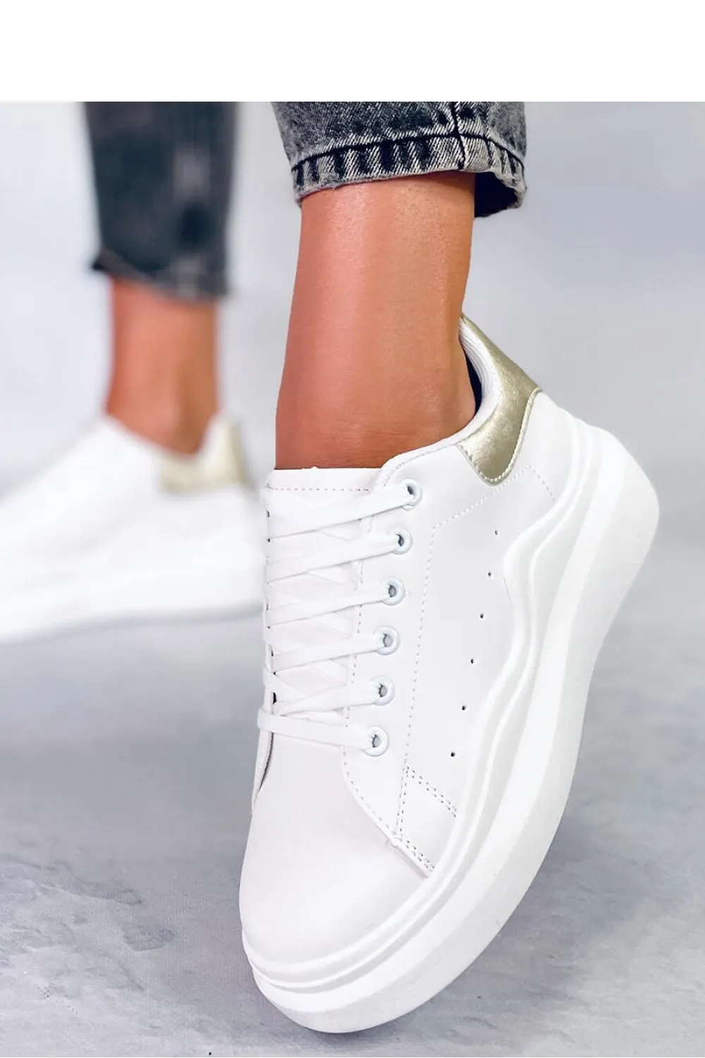 Sport Shoes model 176009 Inello